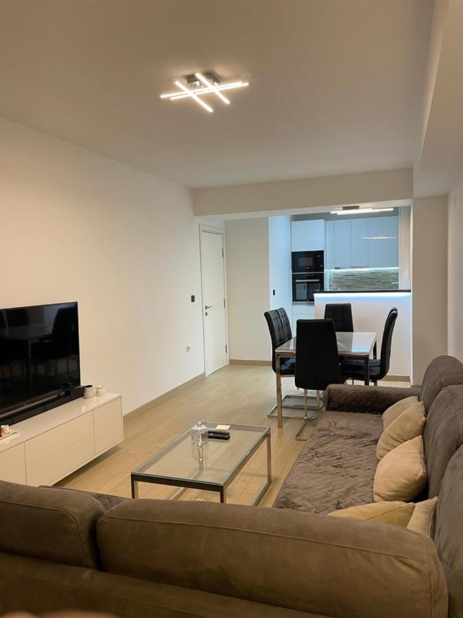 Luka Apartments Flatiron Skopje Zewnętrze zdjęcie
