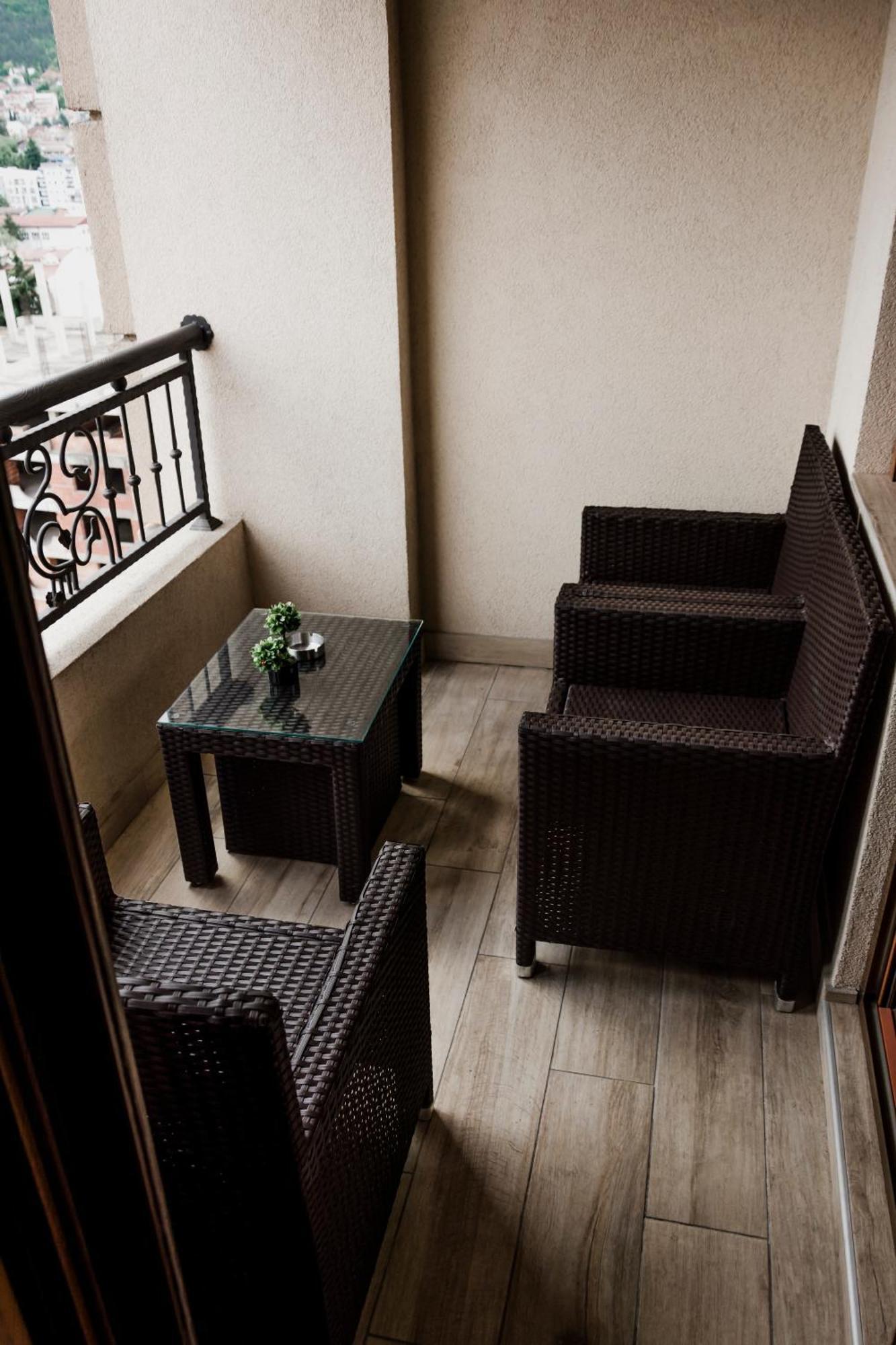 Luka Apartments Flatiron Skopje Zewnętrze zdjęcie